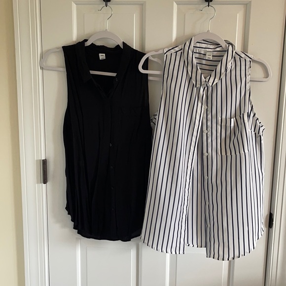 TWO SLEEVELESS BUTTON DOWNS - Picture 1 of 5